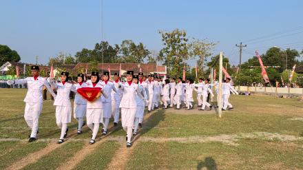 Upacara HUT Ke 81 Republik Indonesia Tingkat Kapanewon Kretek